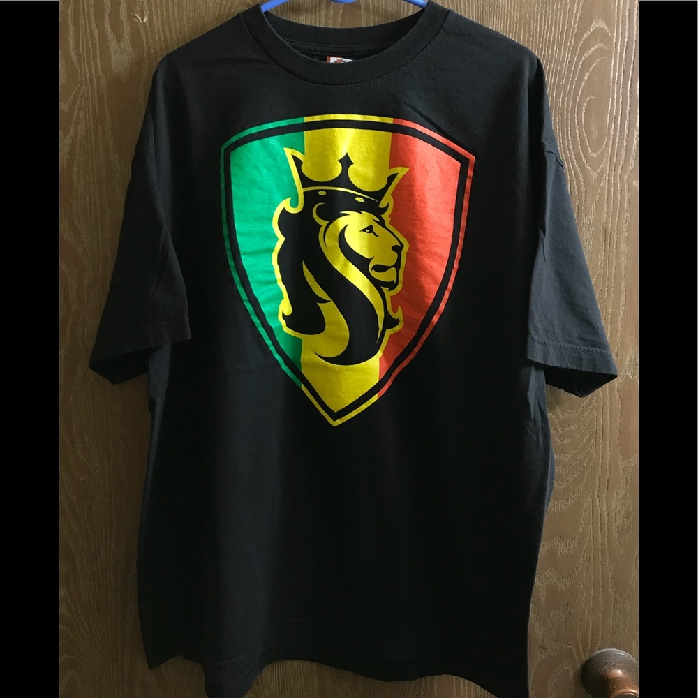 Rasta Lion T-shirt!